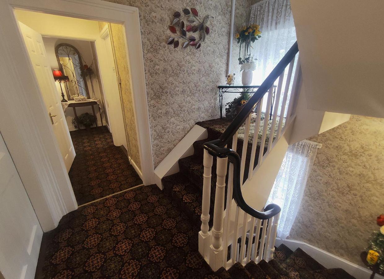 Bed and Breakfast Inishross House Нью-Росс Экстерьер фото