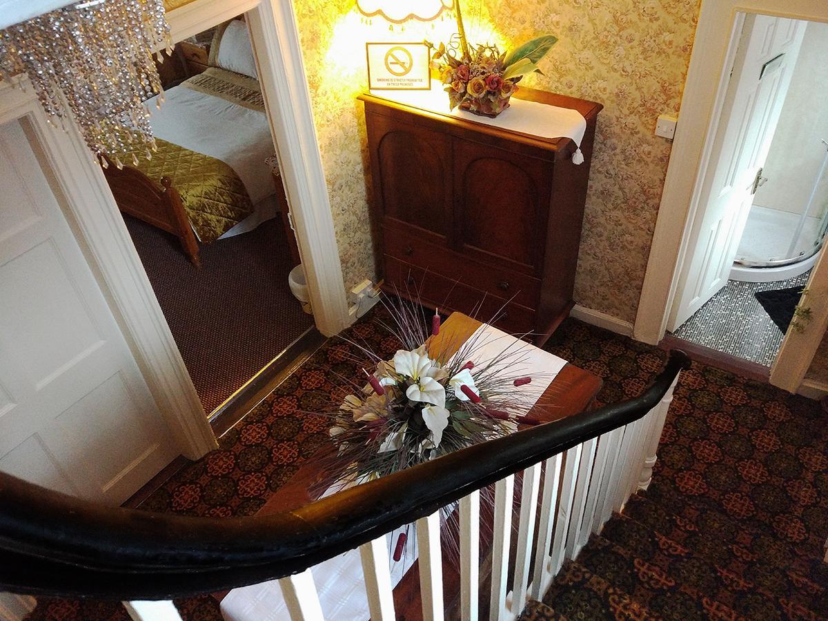 Bed and Breakfast Inishross House Нью-Росс Экстерьер фото